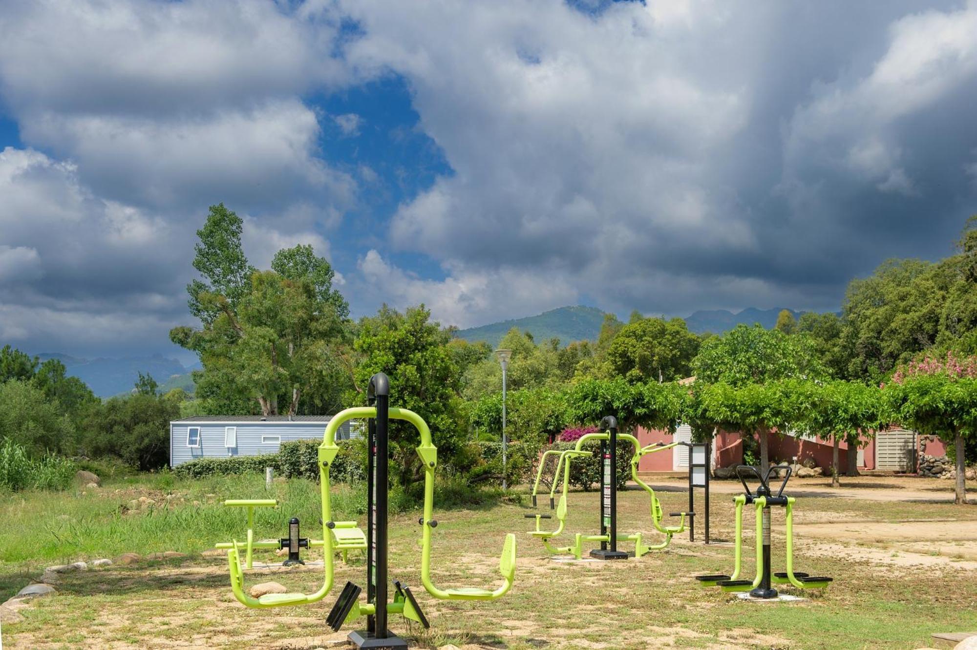 Camping Acqua E Sole Sainte-Lucie de Porto-Vecchio Exterior photo